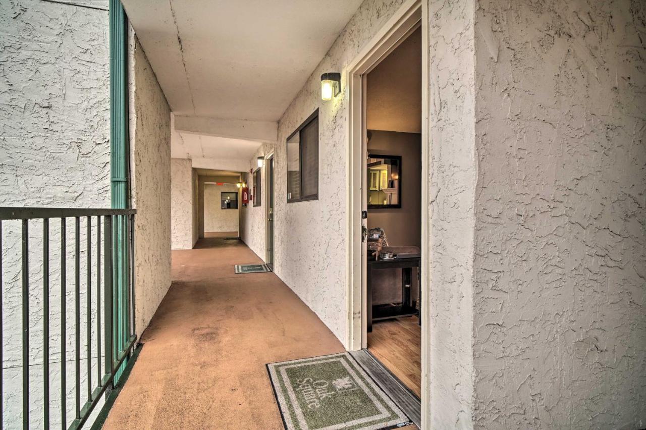 Cozy Downtown Gatlinburg Condo With Pool Access Zewnętrze zdjęcie